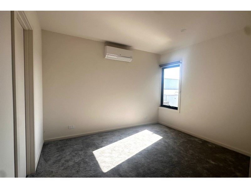 25 Calibre Retreat, Keysborough VIC 3173