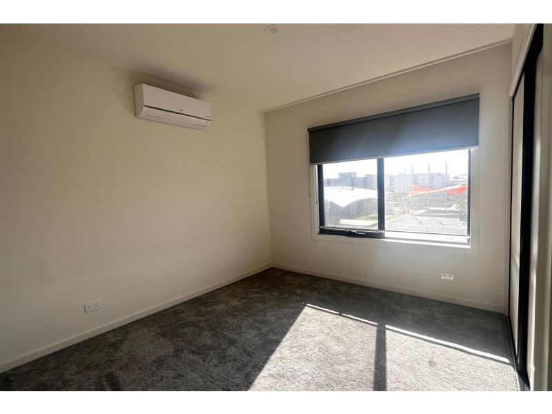 25 Calibre Retreat, Keysborough VIC 3173