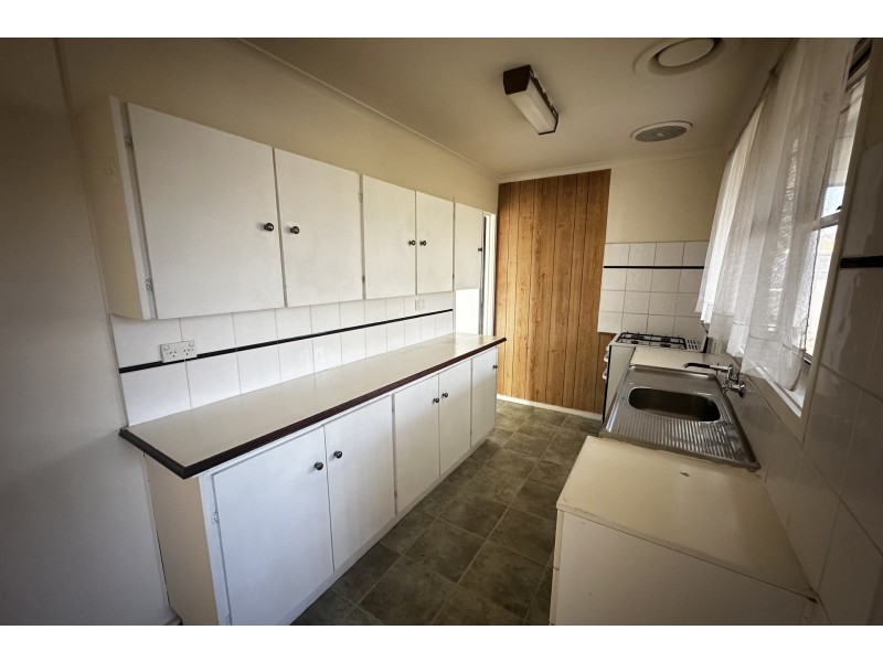 6 Green Valley Crescent, Hampton Park VIC 3976