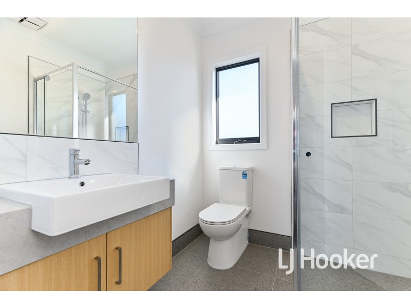 2/45 Highland Avenue, Hampton Park VIC 3976