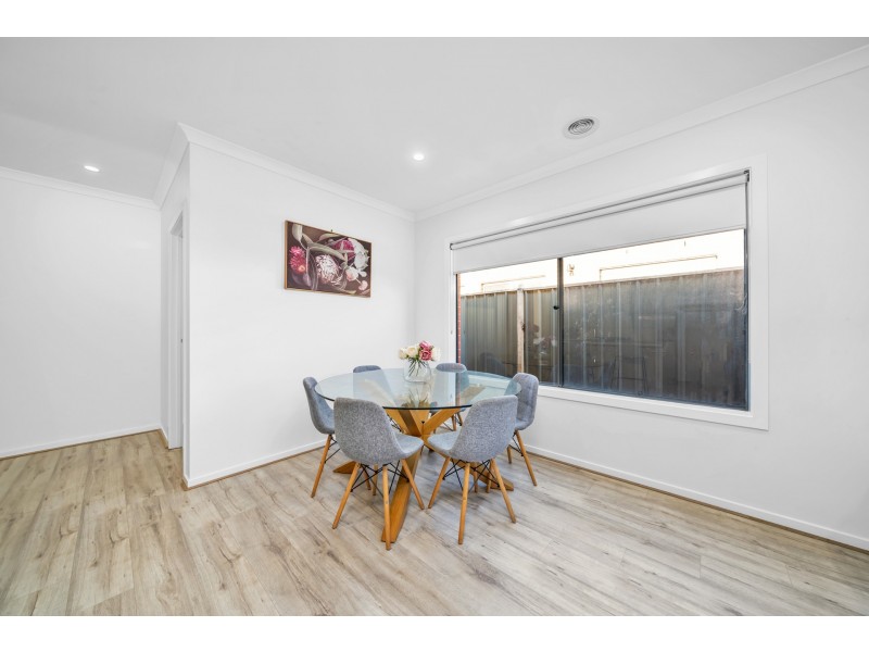 22 Verbena Boulevard, Clyde VIC 3978