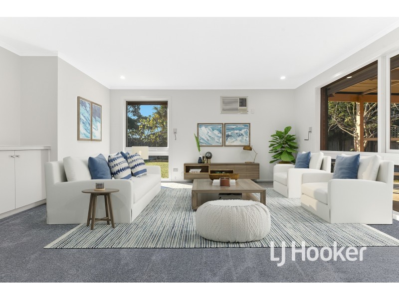 11 Beckington Crescent, Hampton Park VIC 3976