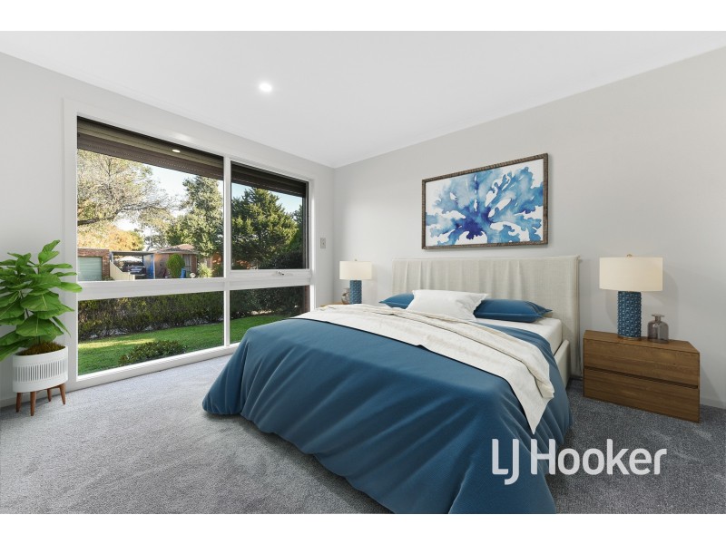 11 Beckington Crescent, Hampton Park VIC 3976