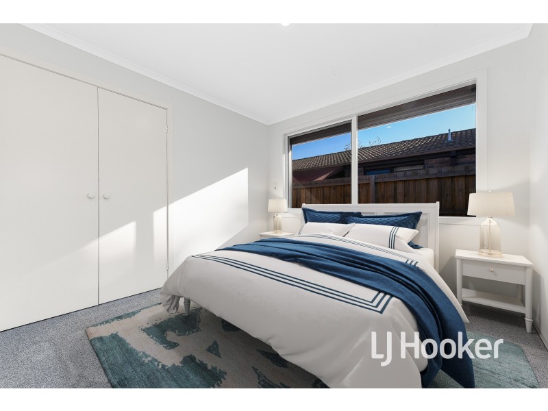 11 Beckington Crescent, Hampton Park VIC 3976