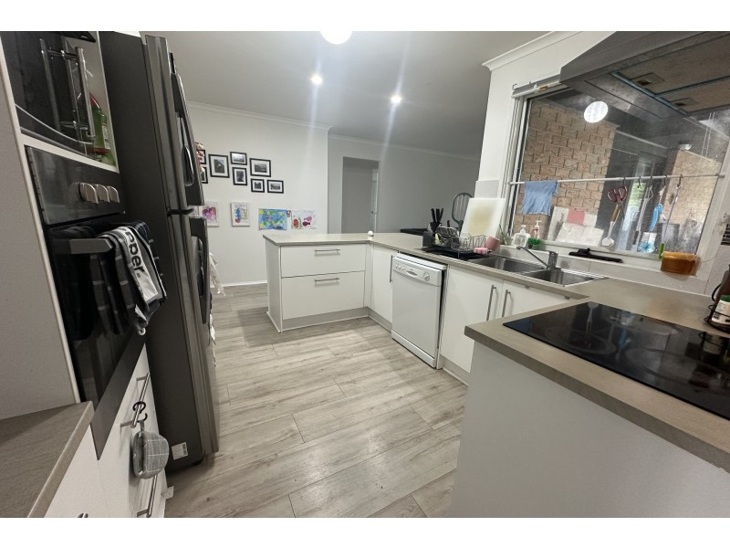 5 Harwood Court, Berwick VIC 3806