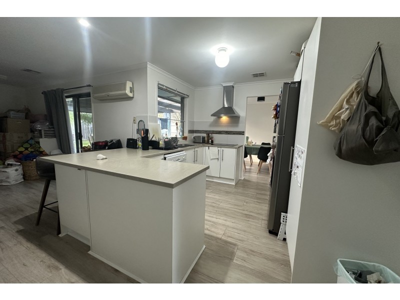 5 Harwood Court, Berwick VIC 3806