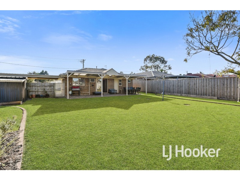 4 Geraldine Drive, Hampton Park VIC 3976