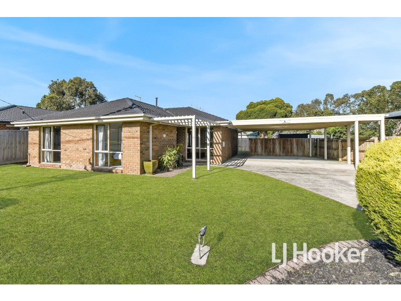 4 Geraldine Drive, Hampton Park VIC 3976
