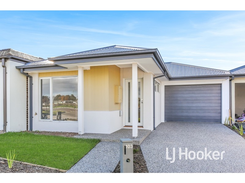 103 Bourbon Road, Cranbourne East VIC 3977