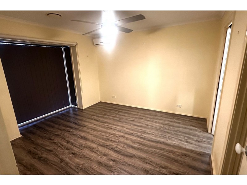 14 Eldershaw Drive, Lynbrook VIC 3975