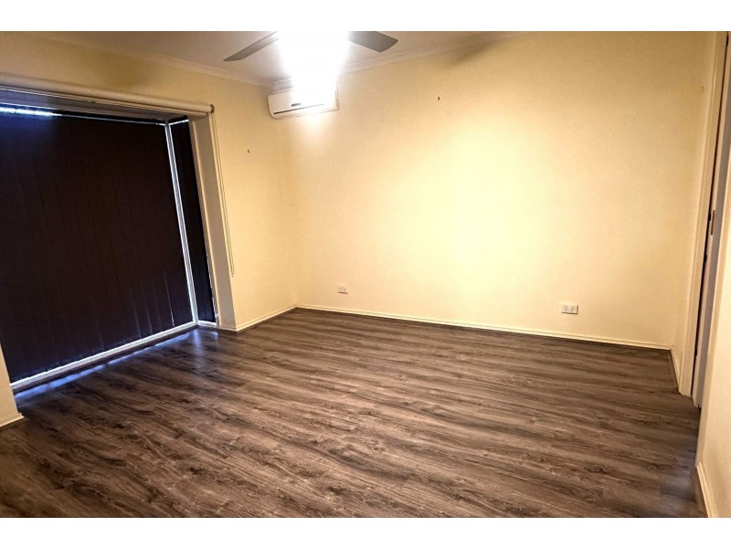 14 Eldershaw Drive, Lynbrook VIC 3975