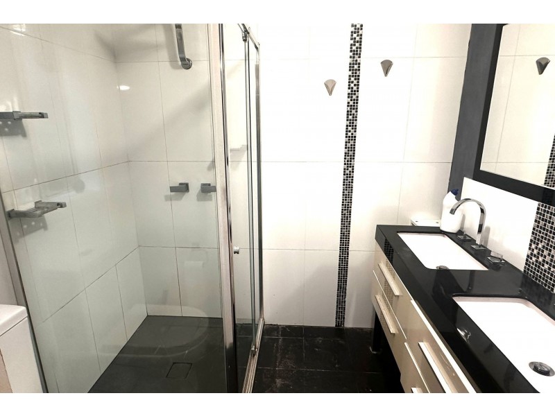 14 Eldershaw Drive, Lynbrook VIC 3975