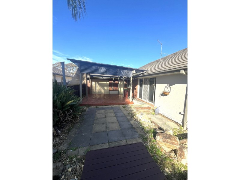 14 Eldershaw Drive, Lynbrook VIC 3975