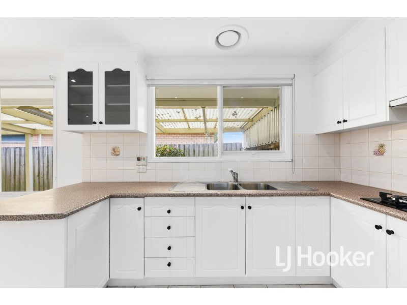 5 Garnet Court, Hampton Park VIC 3976
