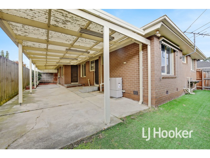 5 Garnet Court, Hampton Park VIC 3976