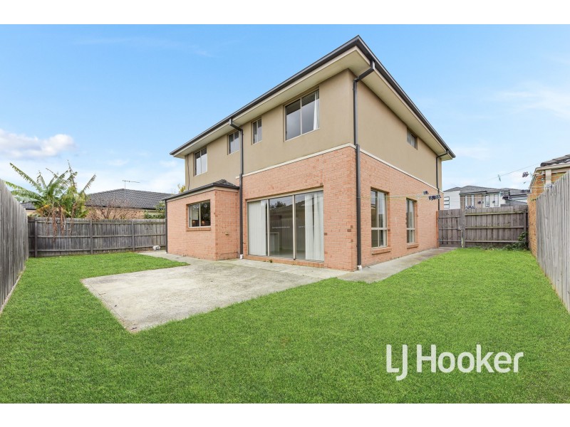 2 Aylesbury Court, Hampton Park VIC 3976