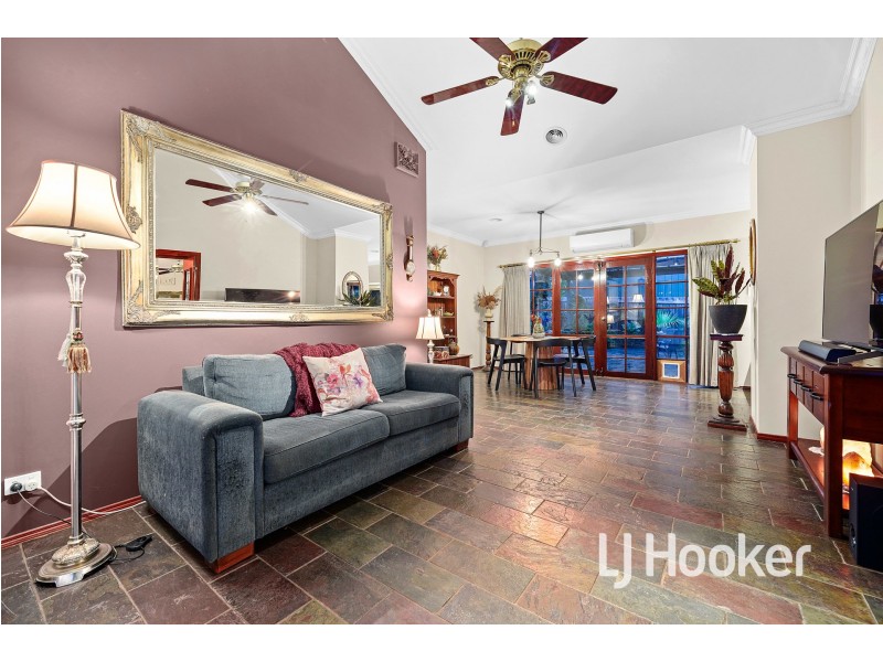 133 Lawless Drive, Cranbourne North VIC 3977