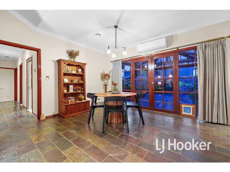 133 Lawless Drive, Cranbourne North VIC 3977