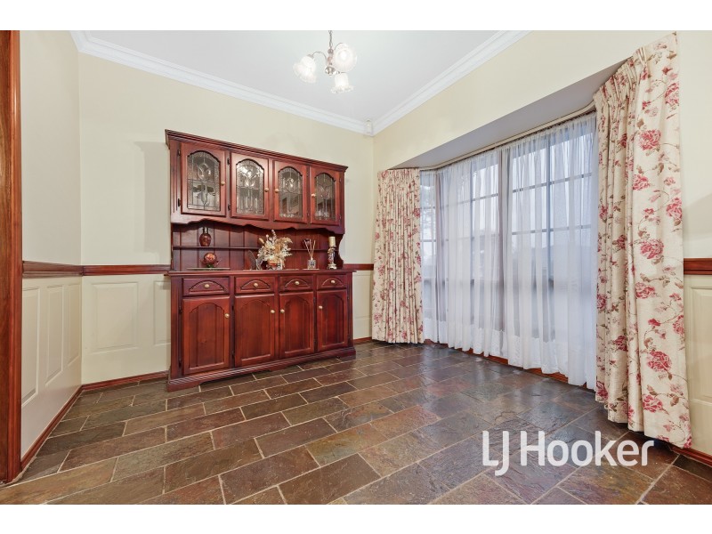 133 Lawless Drive, Cranbourne North VIC 3977