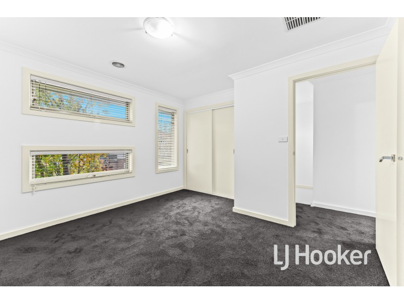 9/280 Pound Road, Hampton Park VIC 3976