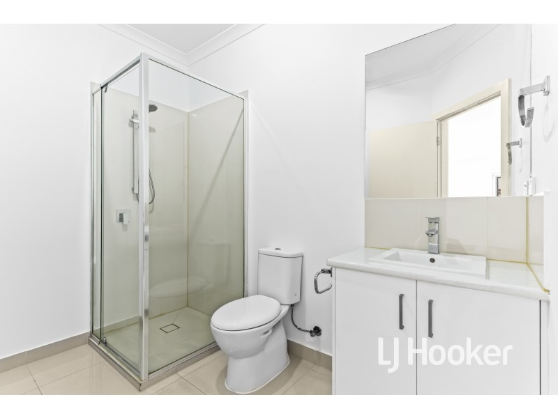 9/280 Pound Road, Hampton Park VIC 3976