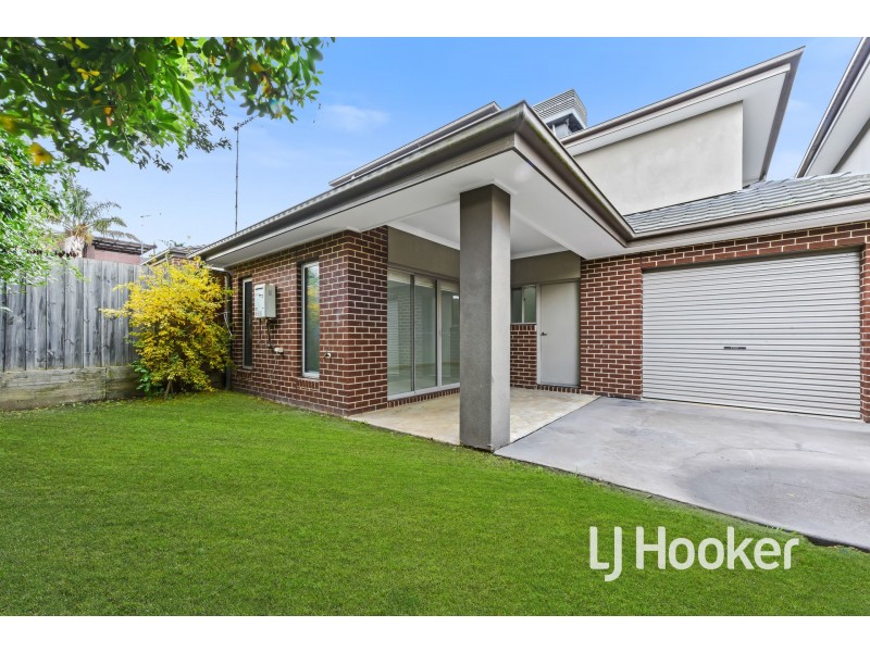 9/280 Pound Road, Hampton Park VIC 3976