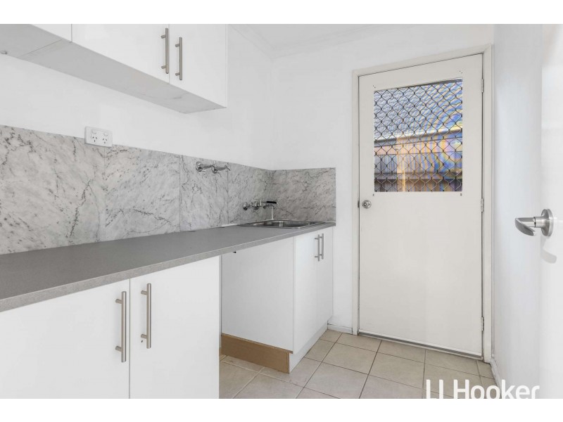 8 Raphael Street, Hallam VIC 3803