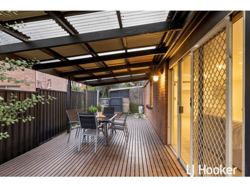8 Raphael Street, Hallam VIC 3803