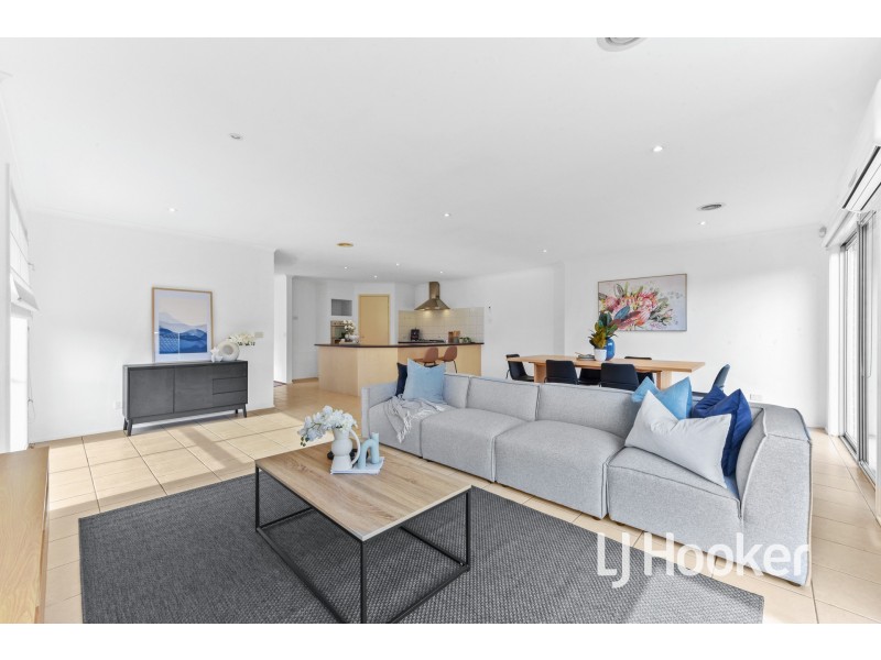 68 Astley Wynd, Lynbrook VIC 3975