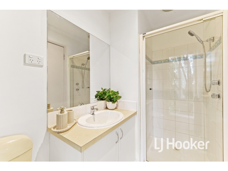 68 Astley Wynd, Lynbrook VIC 3975