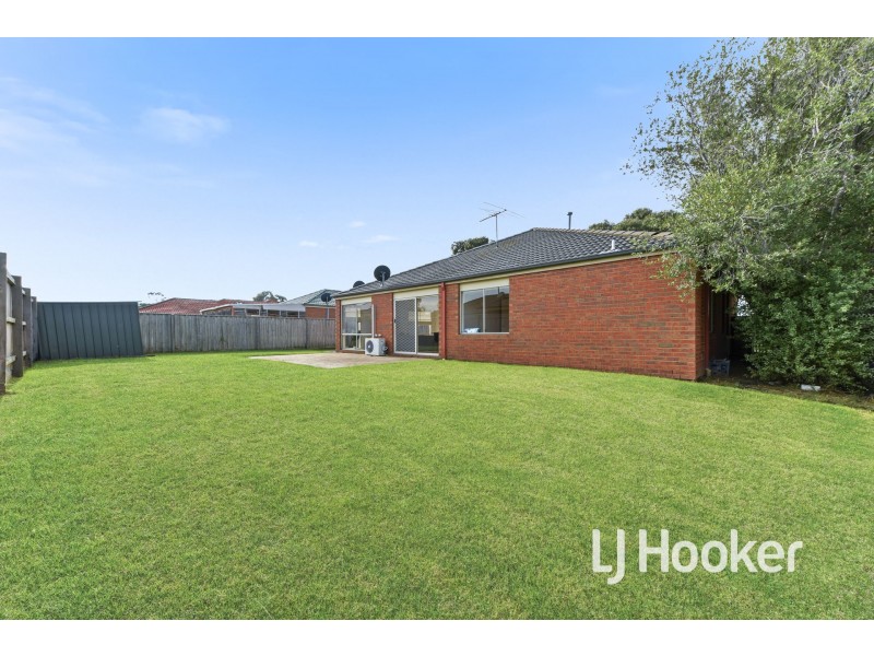 68 Astley Wynd, Lynbrook VIC 3975