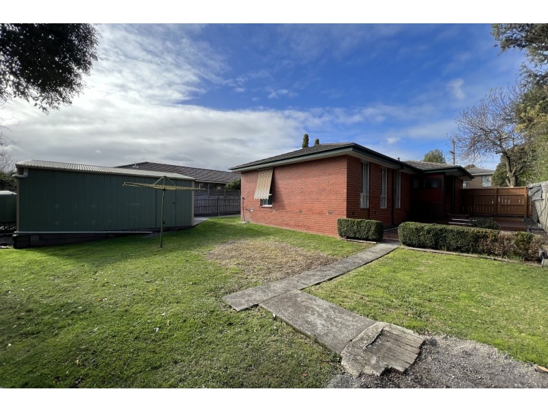12 Stewart Avenue, Narre Warren VIC 3805