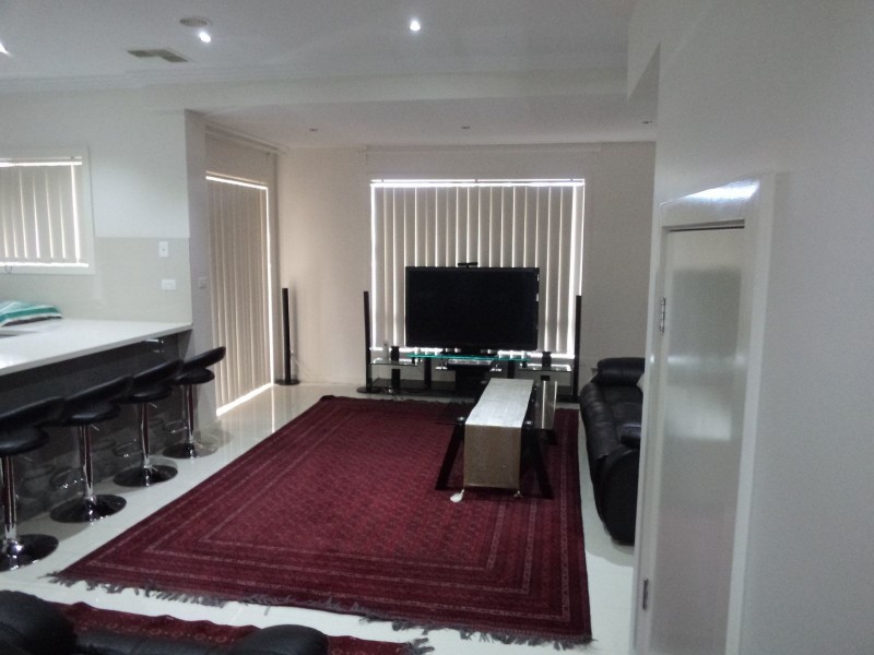 6 Uddin Lane, Hampton Park VIC 3976