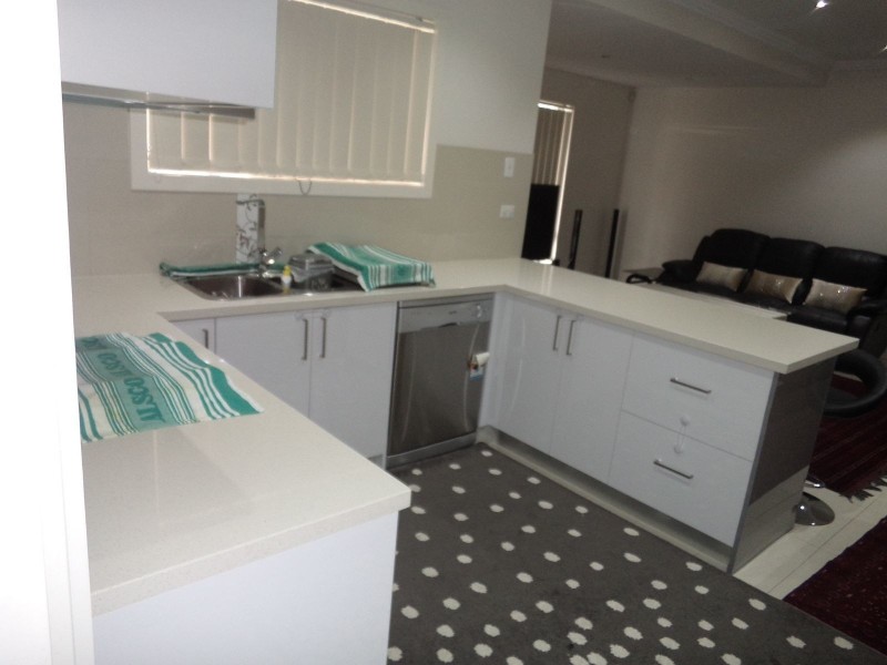 6 Uddin Lane, Hampton Park VIC 3976