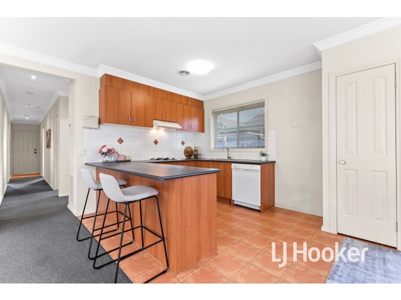 40 Strabane Way, Hampton Park VIC 3976