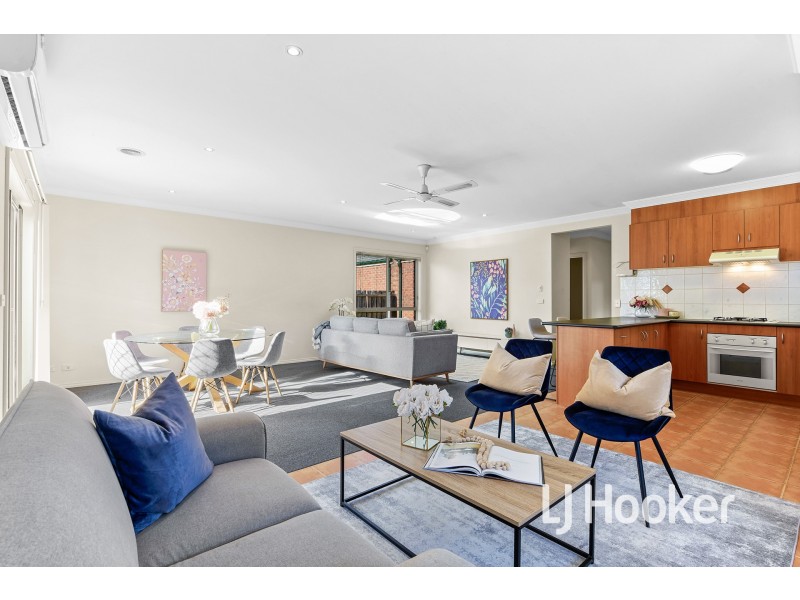 40 Strabane Way, Hampton Park VIC 3976