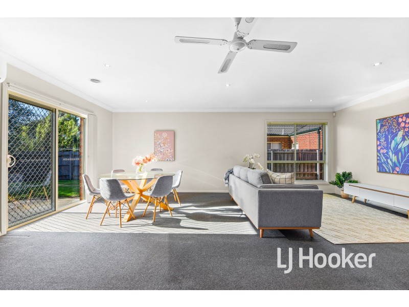 40 Strabane Way, Hampton Park VIC 3976
