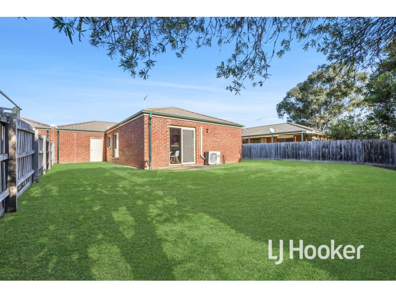 40 Strabane Way, Hampton Park VIC 3976