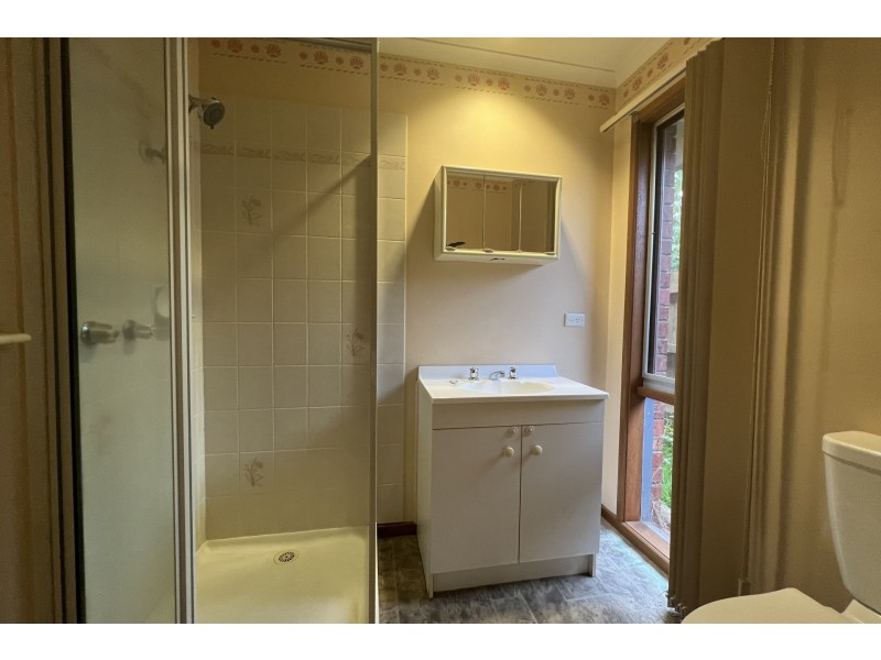 20 Isaac Edey Place, Hampton Park VIC 3976
