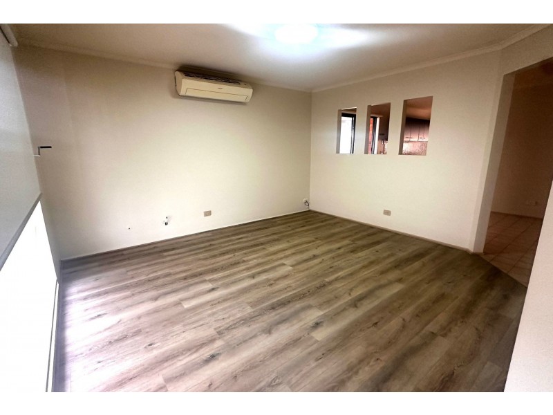 26 Josephine Avenue, Cranbourne North VIC 3977