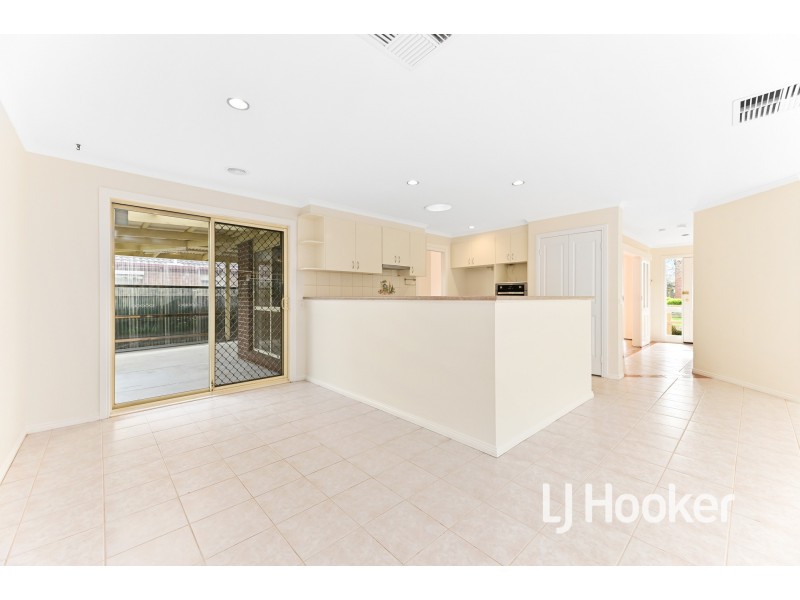 15 Somerset Court, Narre Warren South VIC 3805