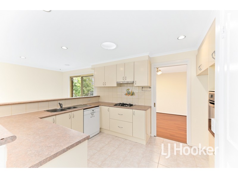 15 Somerset Court, Narre Warren South VIC 3805