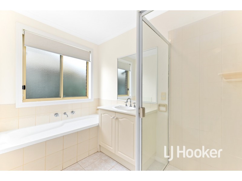 15 Somerset Court, Narre Warren South VIC 3805