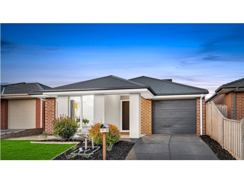 4 Anice Street, Cranbourne East VIC 3977