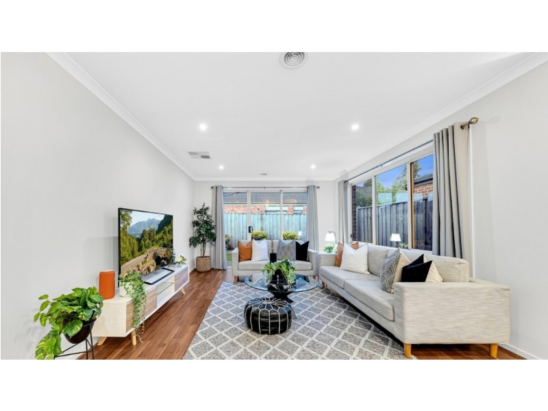 4 Anice Street, Cranbourne East VIC 3977