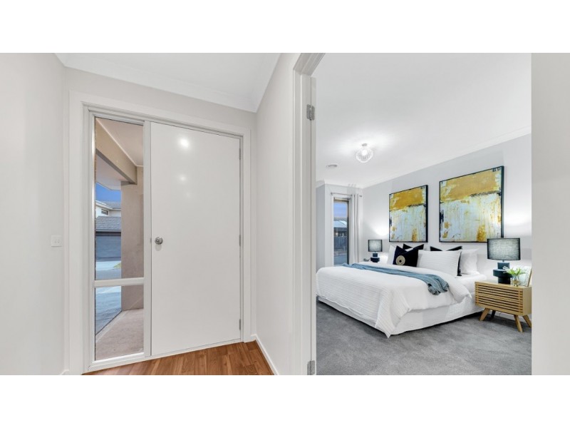 4 Anice Street, Cranbourne East VIC 3977