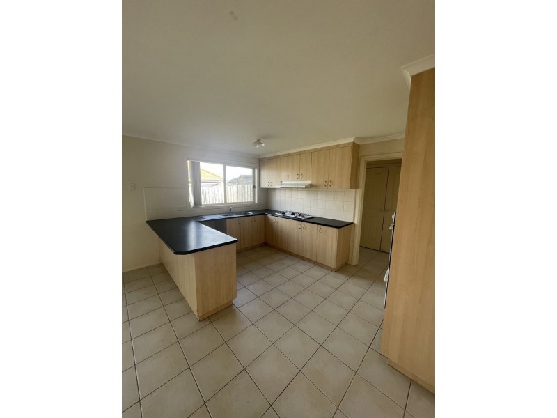 7 Ashmore Avenue, Narre Warren South VIC 3805