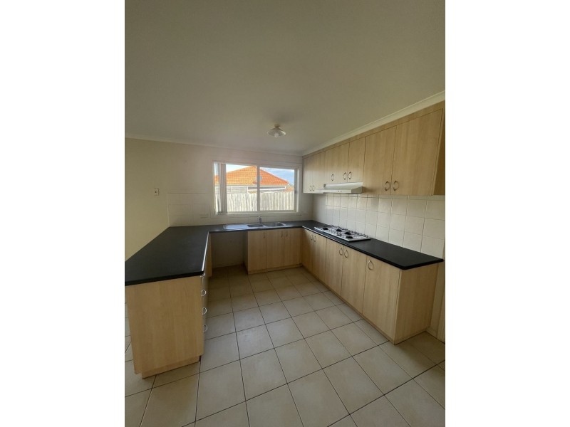 7 Ashmore Avenue, Narre Warren South VIC 3805