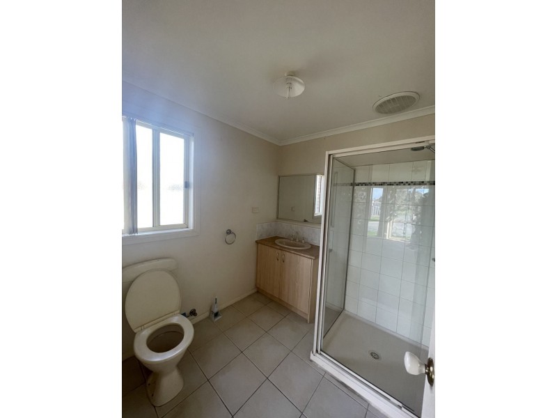 7 Ashmore Avenue, Narre Warren South VIC 3805