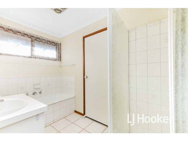 7 Emma Court, Hampton Park VIC 3976